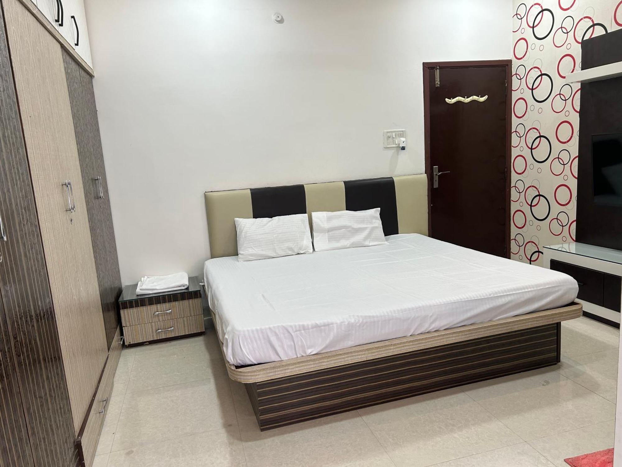 Happy Apartment Indore